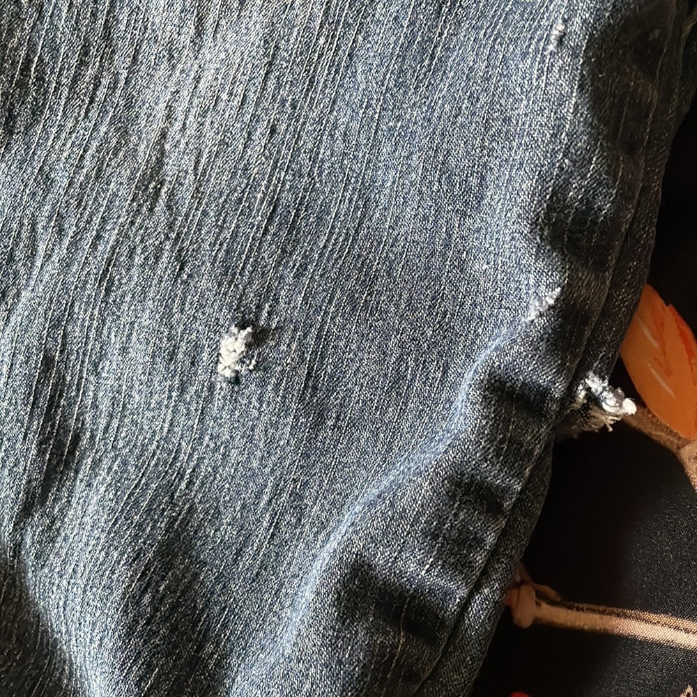 Angel’s Jeans - Picture 3 of 9